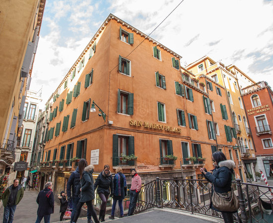 Hoteles baratos en venecia cerca plaza san marcos