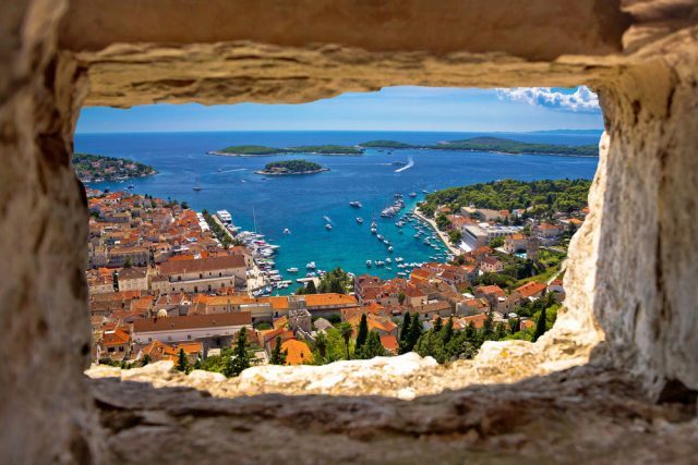 Distancia de zadar a split